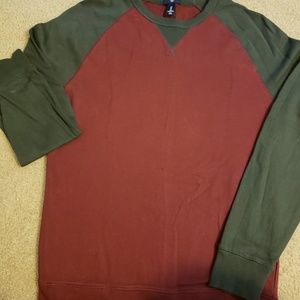 Men's Gap Sweat Shirt